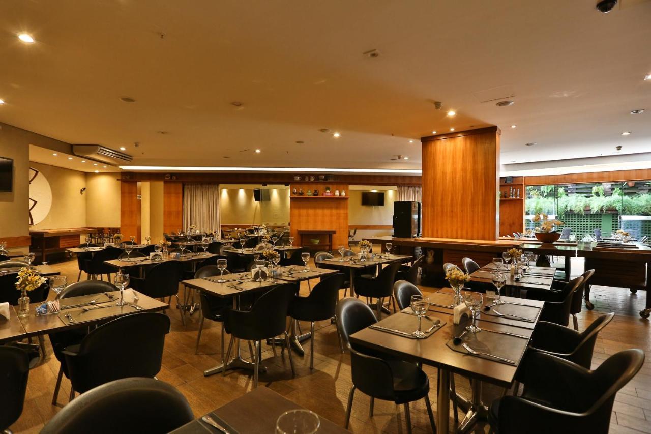 Comfort Hotel Гояния Экстерьер фото