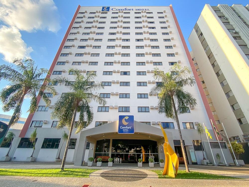 Comfort Hotel Гояния Экстерьер фото